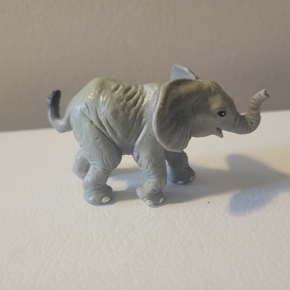 Safari Ltd Elephant Figures - Picture 8 of 10
